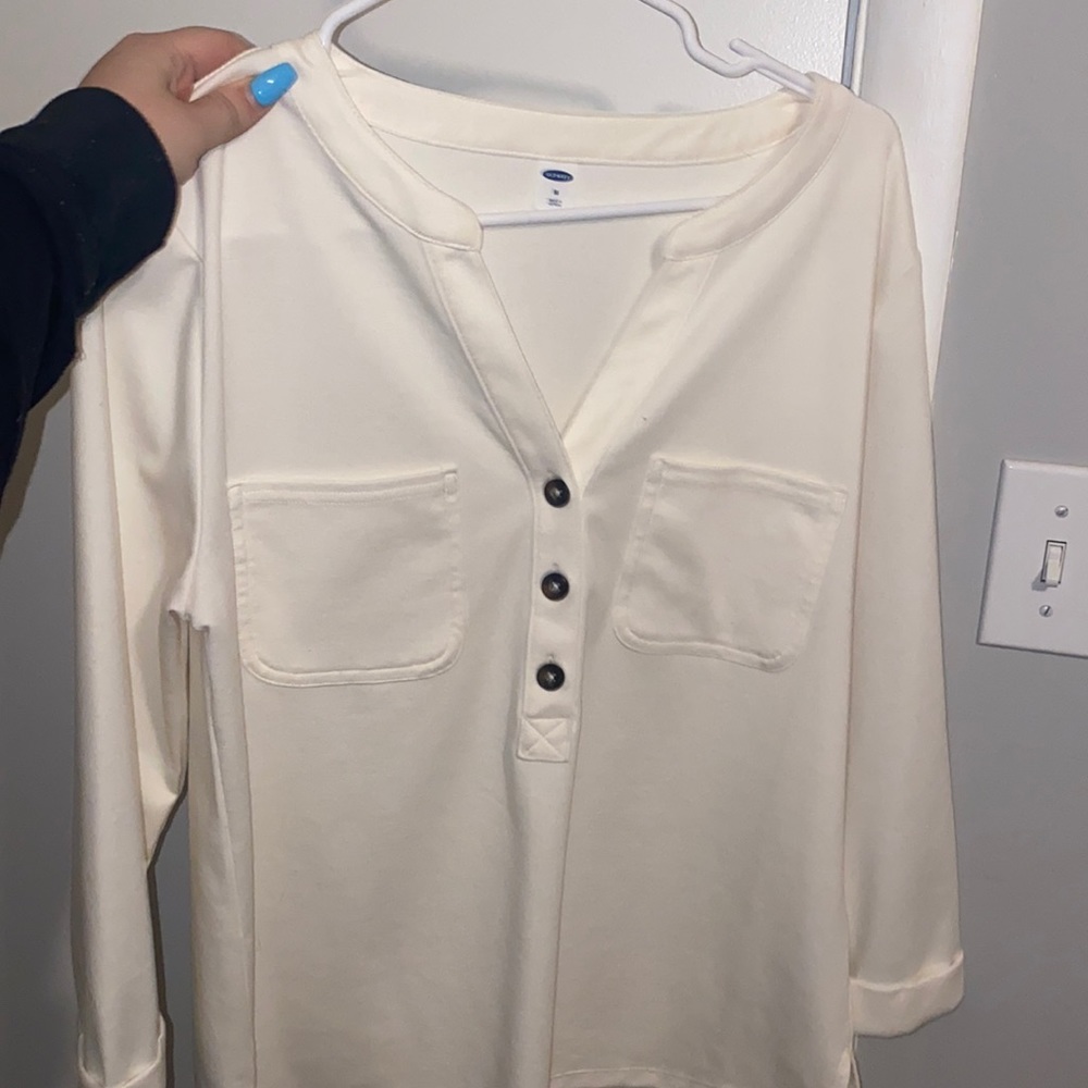 Medium, Old navy long sleeve blouse.